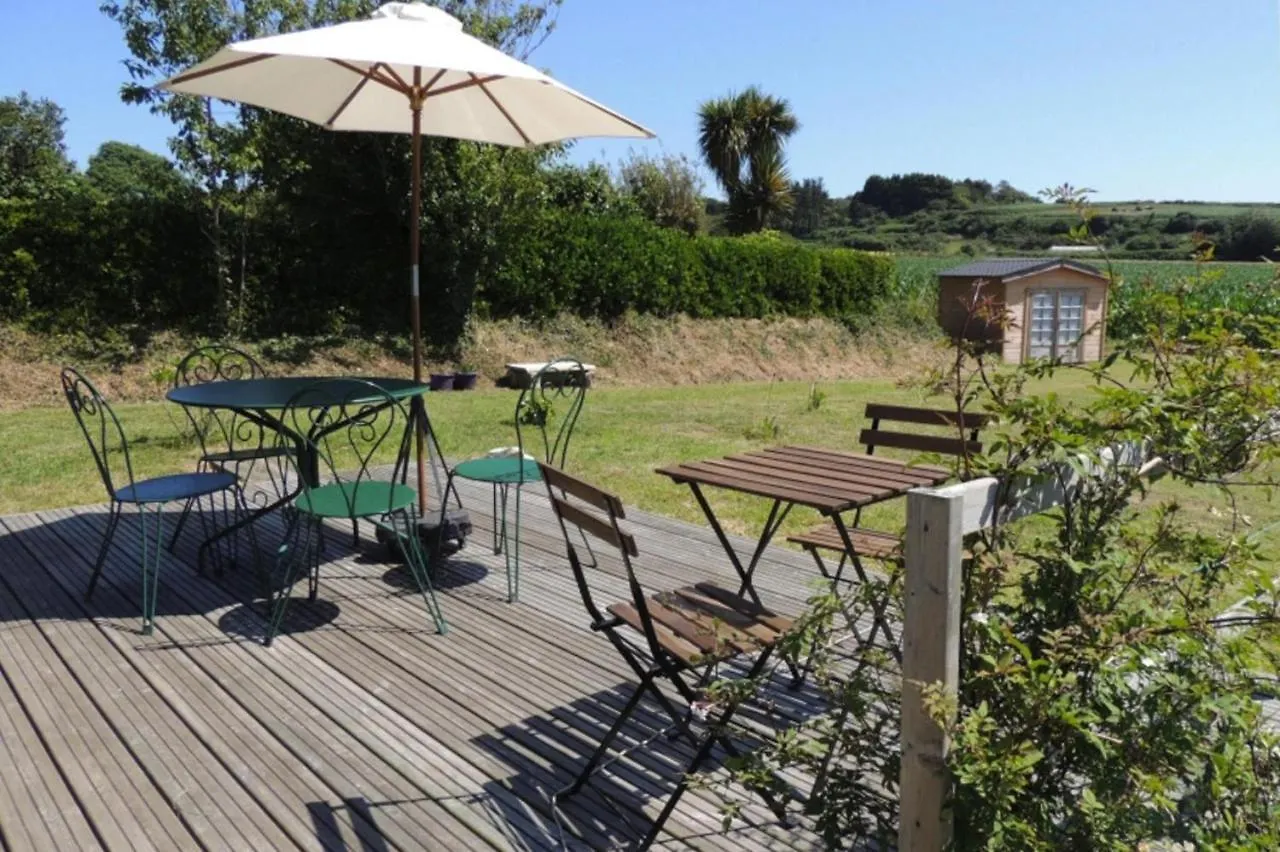 Wooden House Near The Sea, Landeda Villa 0*,  France