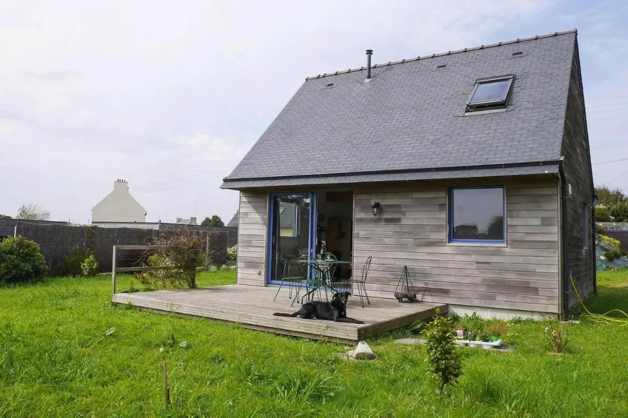 Wooden House Near The Sea, Landeda Villa